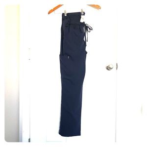 Koi Sapphire scrub set